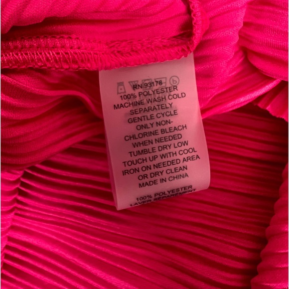 NWT Elie Tahari Sleeveless Button Down Top - Picture 10 of 10